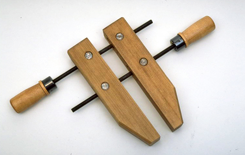 Как изготовить деревянные струбцины своими руками
