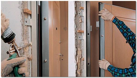 Оштукатуривание дверных откосов: этапы работы