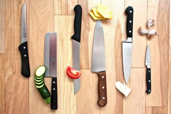 Как правильно наточить ножи бруском