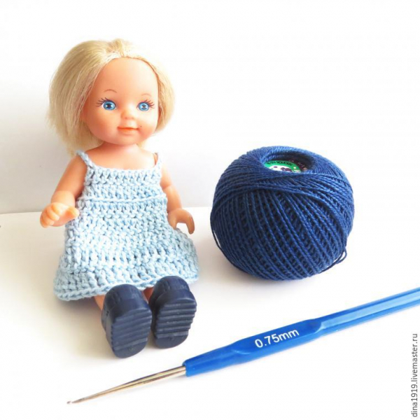 Одежда для вязаной куклы: вяжем наряды для игрушек крючком