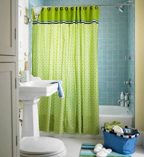 Выбираем виниловые шторы для ванной комнаты