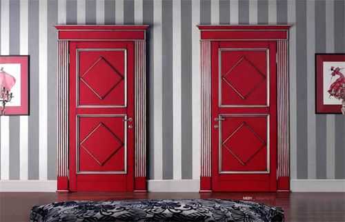 Межкомнатные красные двери в интерьере