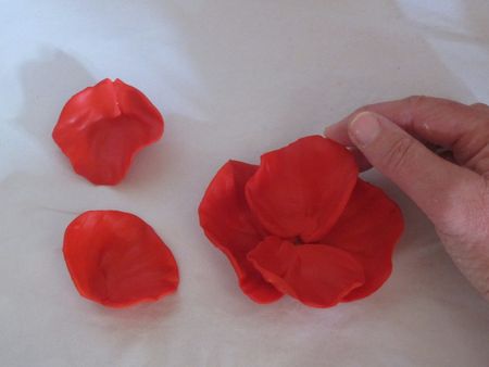 Цветы из холодного фарфора своими руками: лепка для начинающих с фото и видео