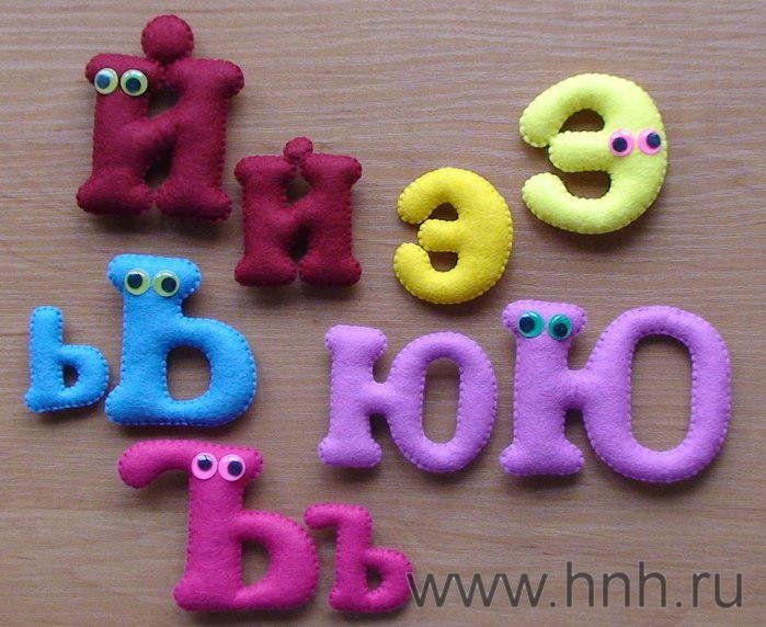 Рукотворная азбука для детей 3-4 лет из бумаги и фанеры