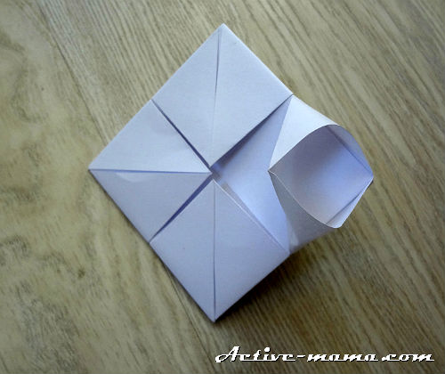 Кораблик оригами из бумаги со схемой: как сделать мачту с парусом и трубами для детей