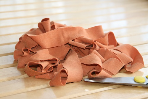 Утилитарное рукоделие: коврики своими руками для дома из старых вещей