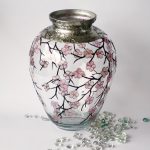 декорированная ваза