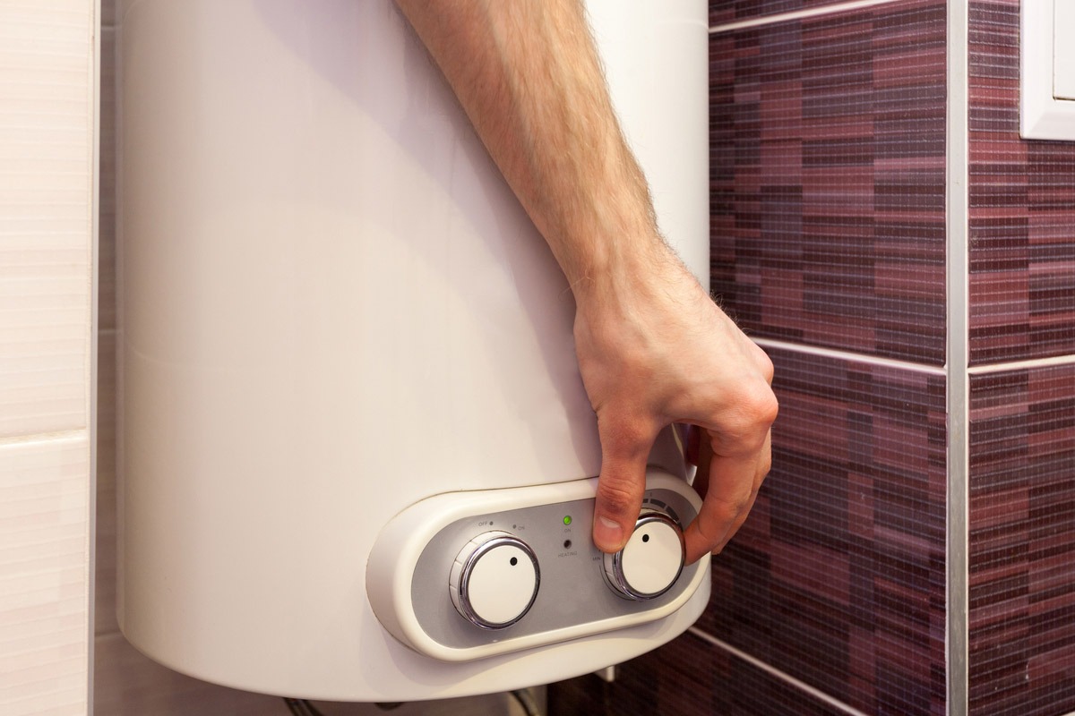 Установка водонагревателя в ванной комнате своими руками
